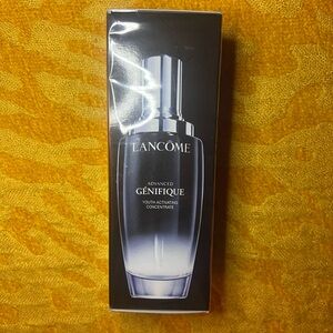 Genefique large  Lancome New in box